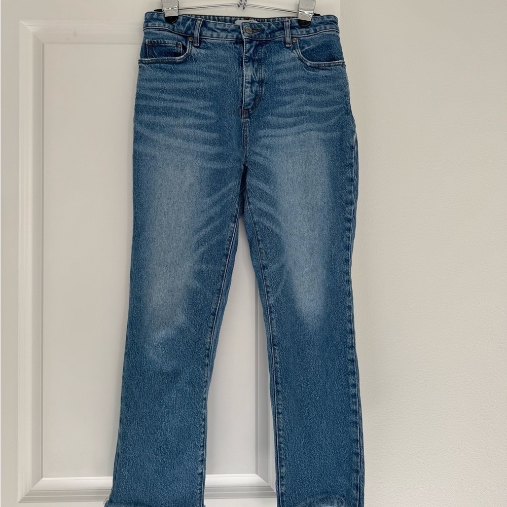 LOFT Women's curvy Straight style Crop leg blue denim Jeans size 26 2